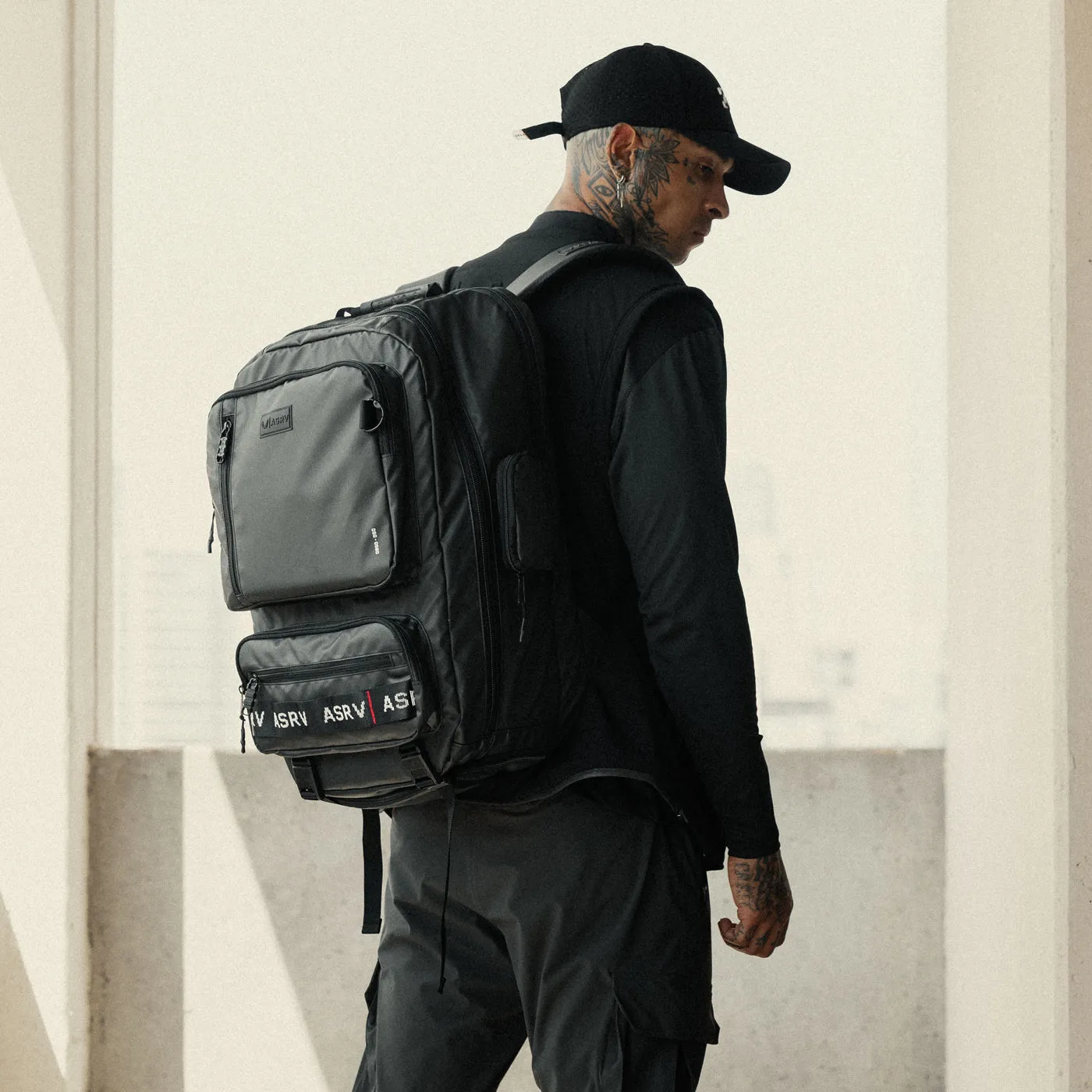 0580. Waterproof Large Travel Backpack - Black ASRV