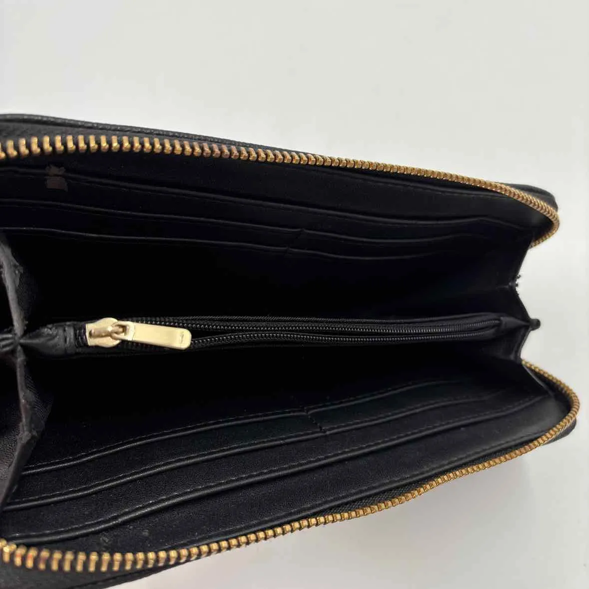 a new day Women's Black Solid Wallet