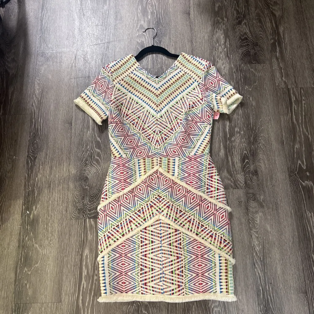Adelyn Rae Knit Geo Print DRESSES S