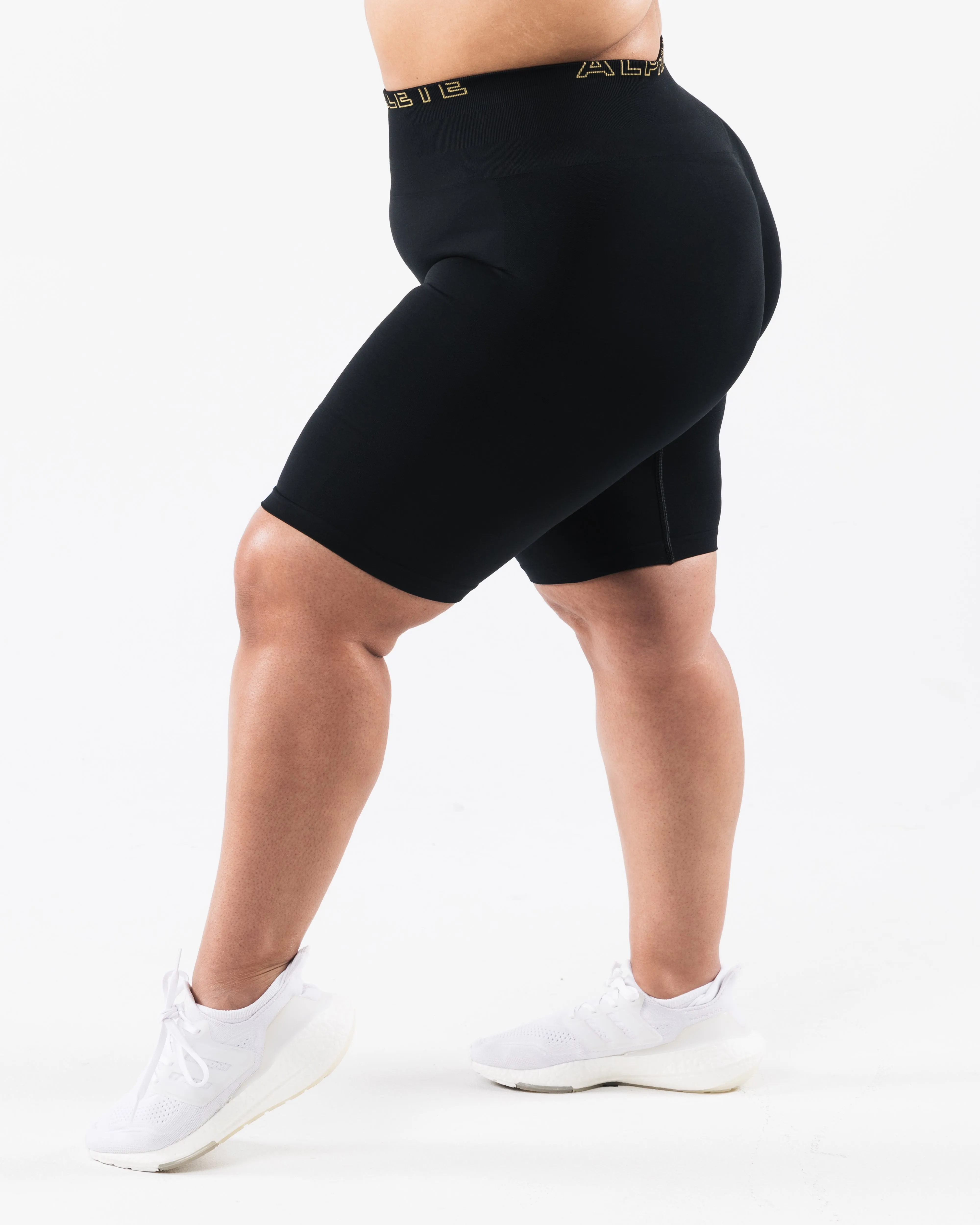 Amplify Gravity Short 7 - Black SE Alphalete Athletics