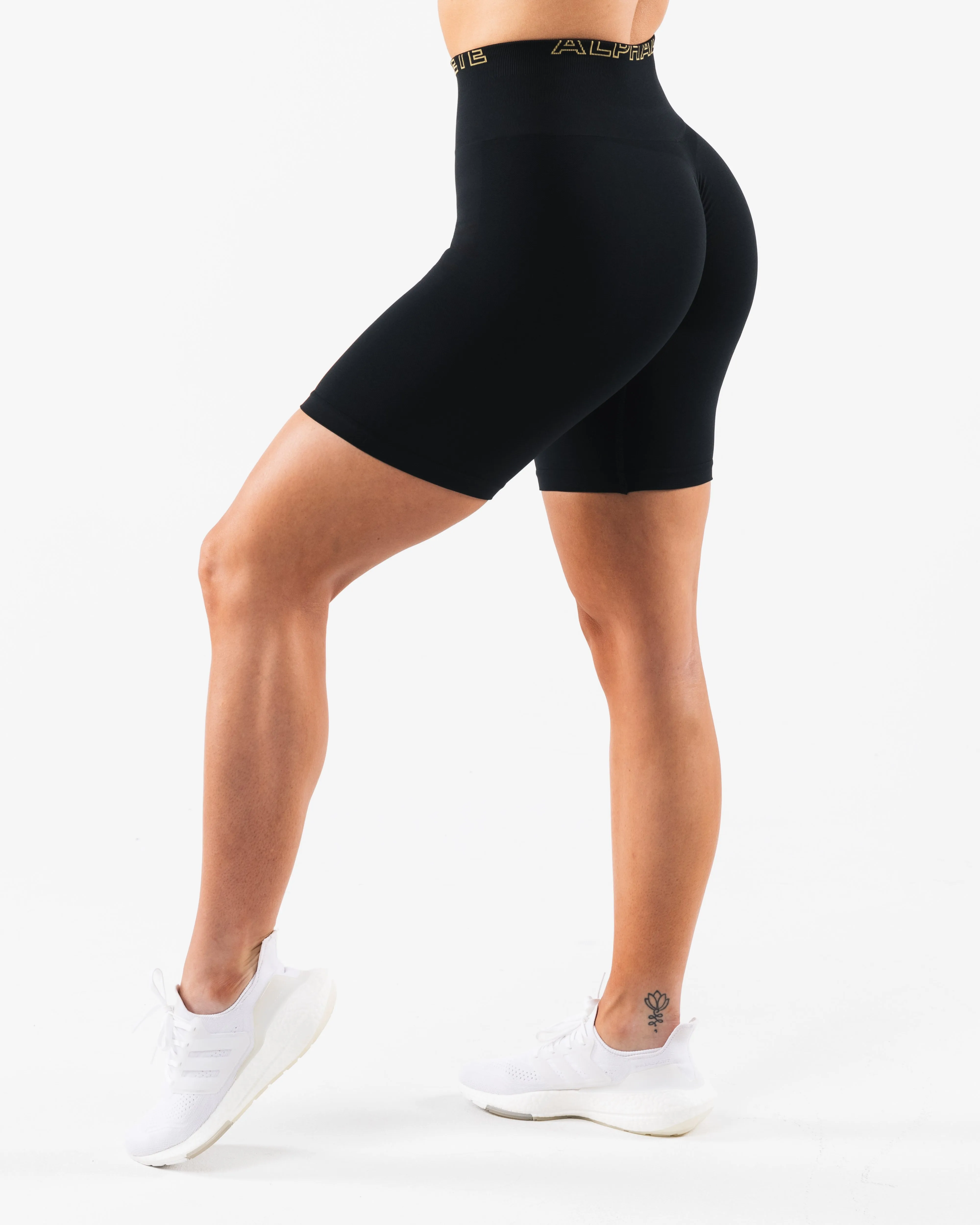 Amplify Gravity Short 7 - Black SE Alphalete Athletics