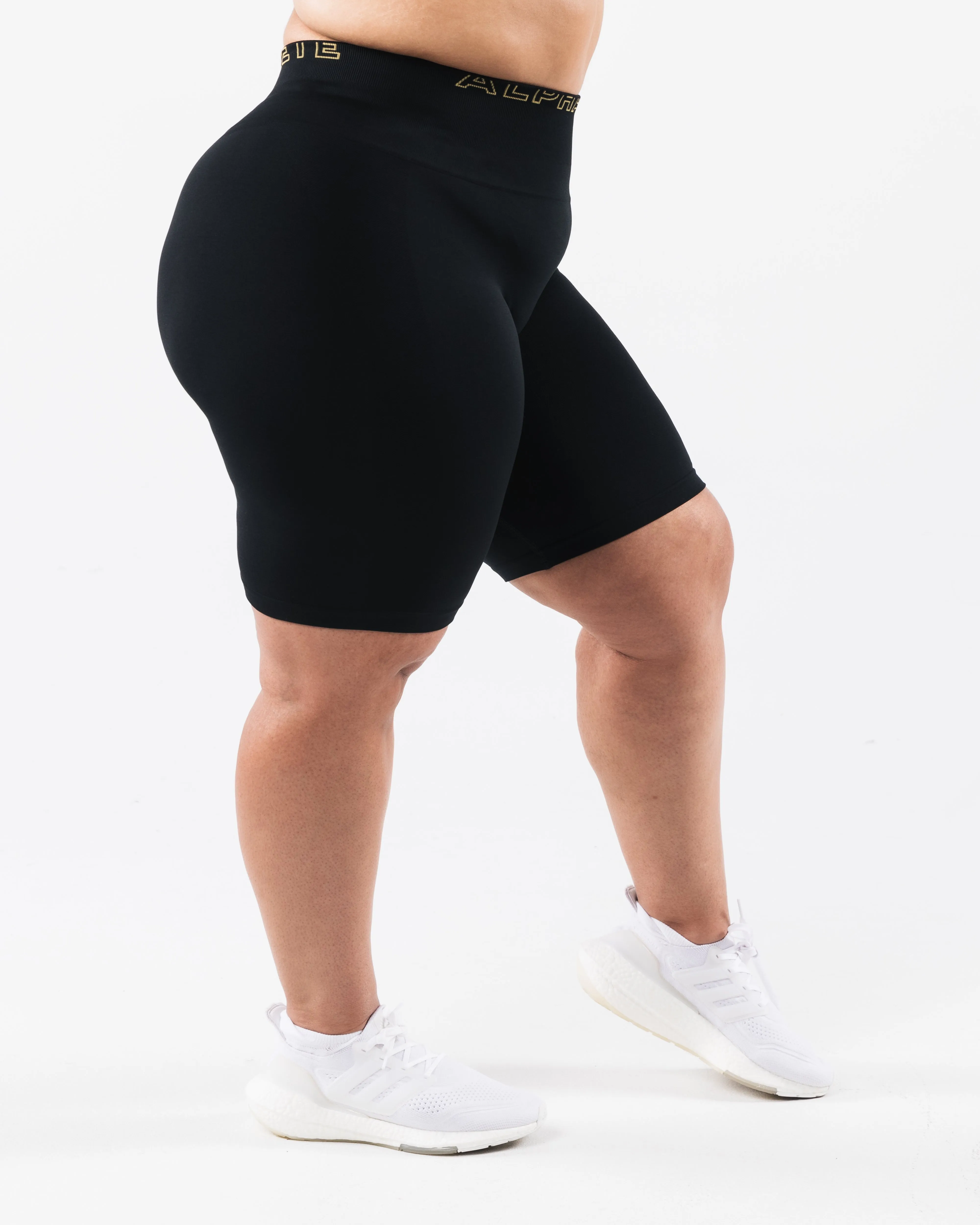 Amplify Gravity Short 7 - Black SE Alphalete Athletics