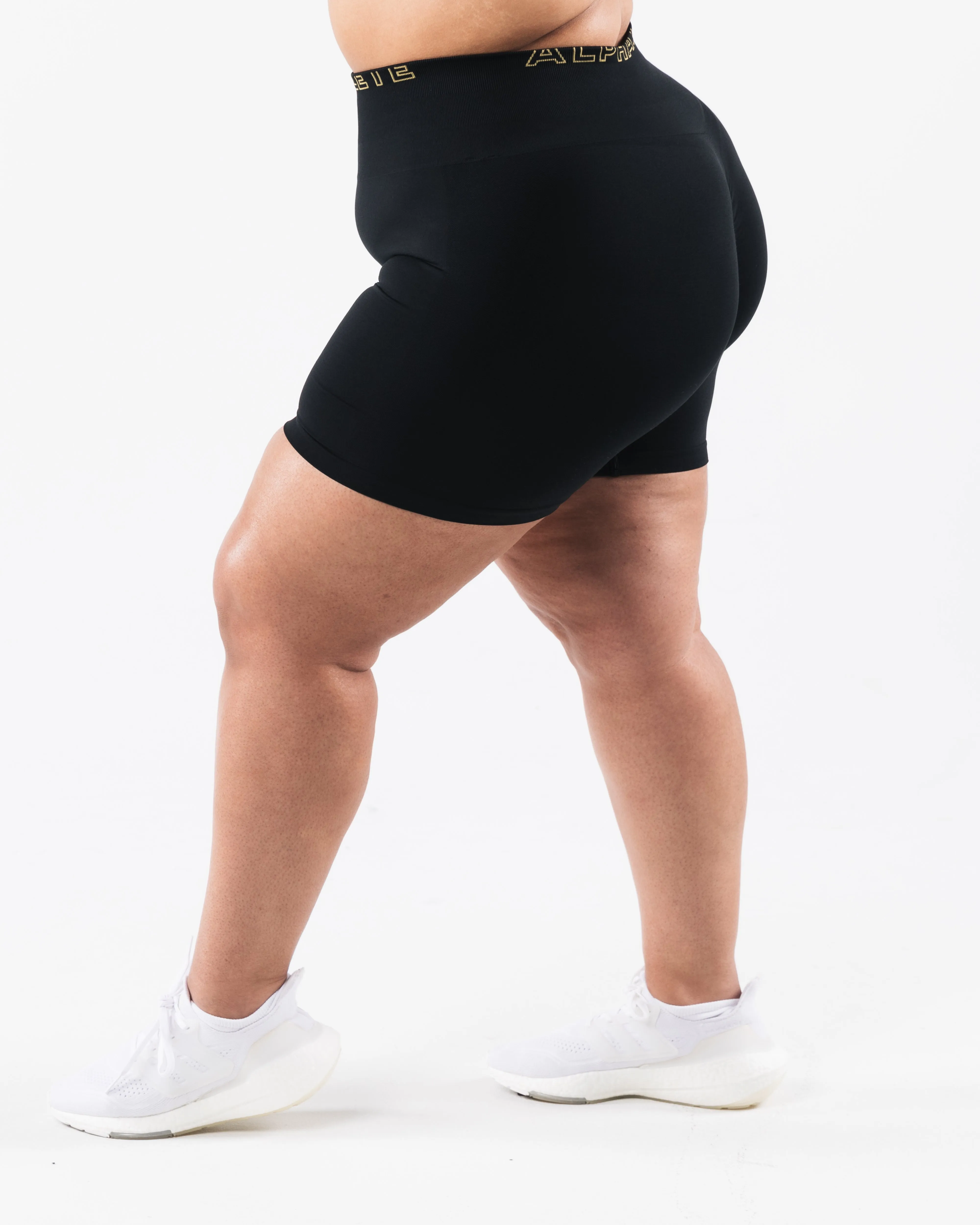 Amplify Gravity Short - Black SE Alphalete Athletics