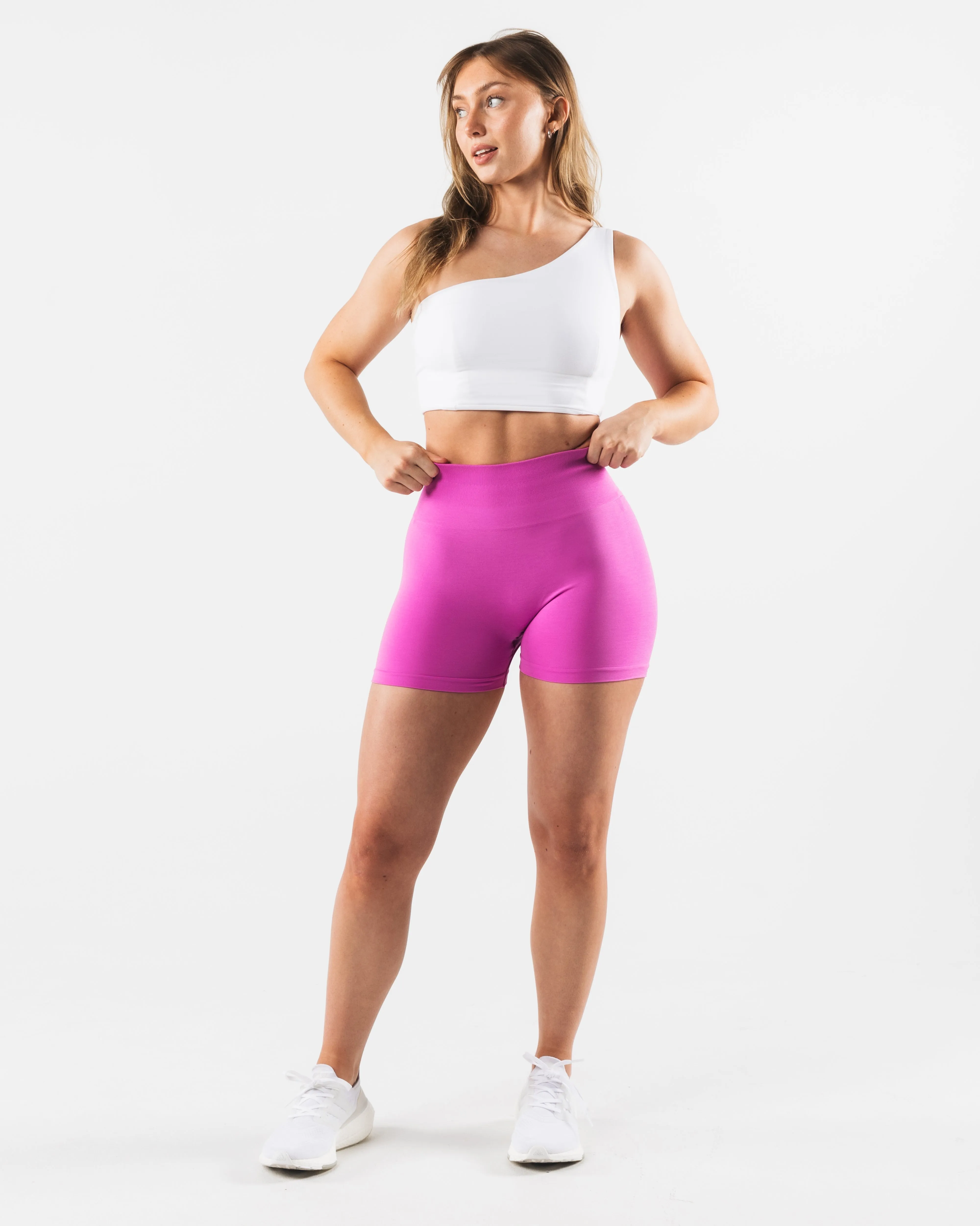 Amplify Gravity Short - Gliese Alphalete Athletics