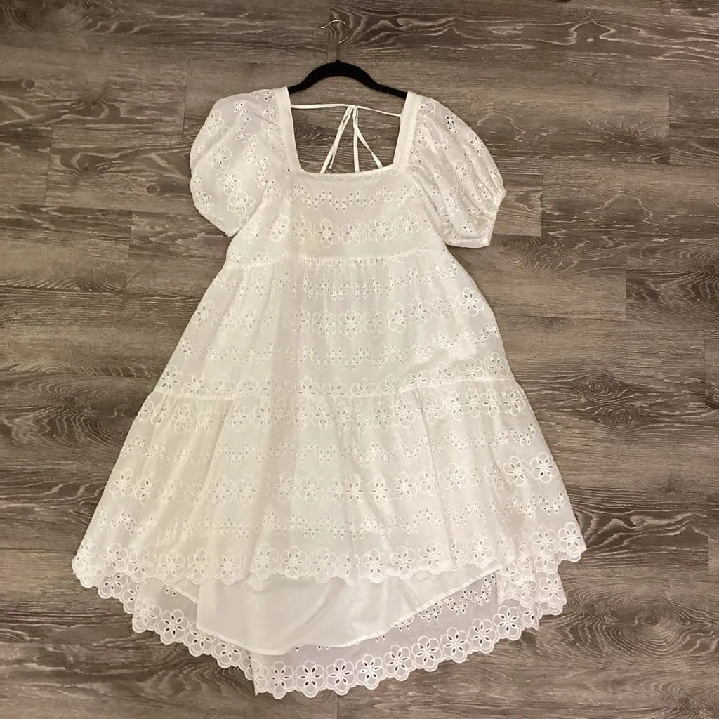 AmyLynn eyelet tie back DRESSES M