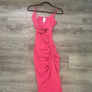 Asywish NWT Spaghetti Strap Scrunch DRESSES M