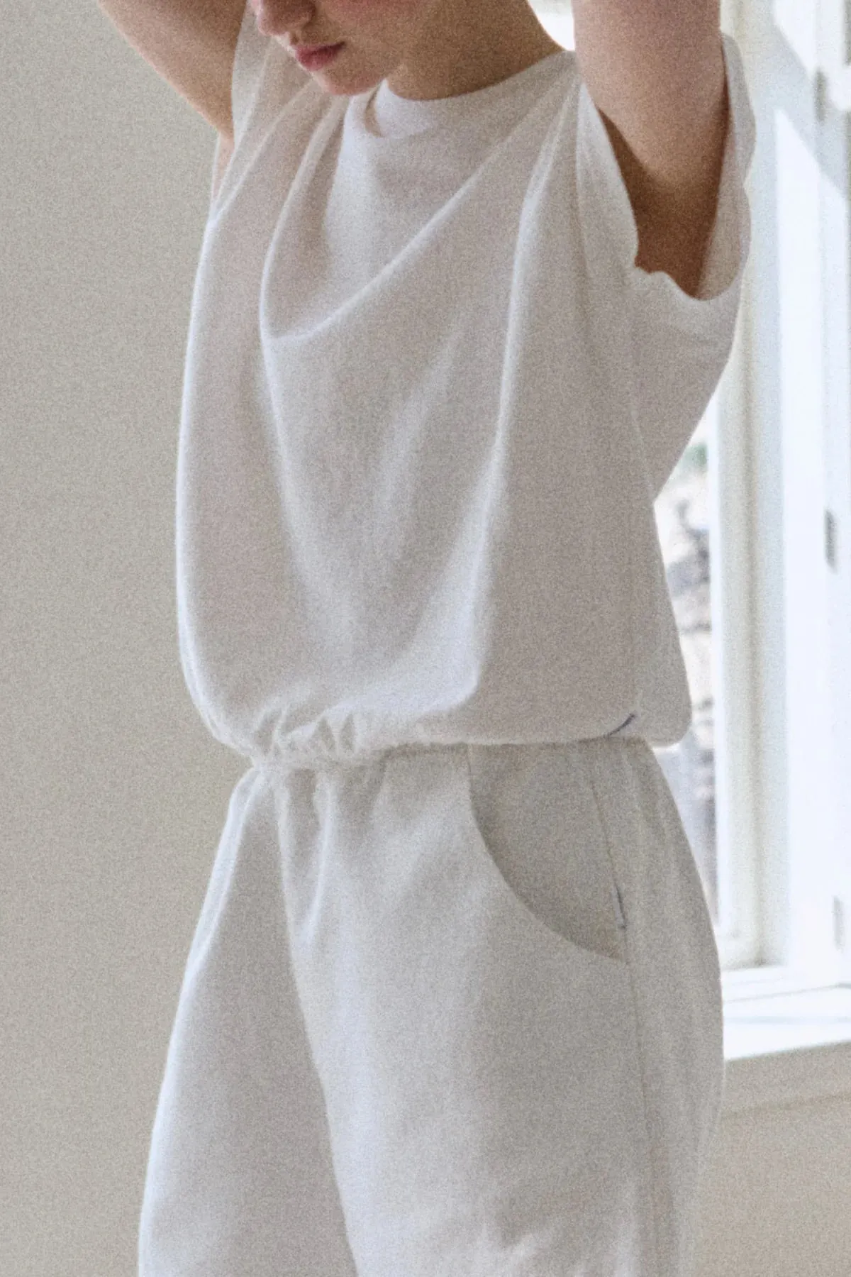 Fei Tee (White Cotton)