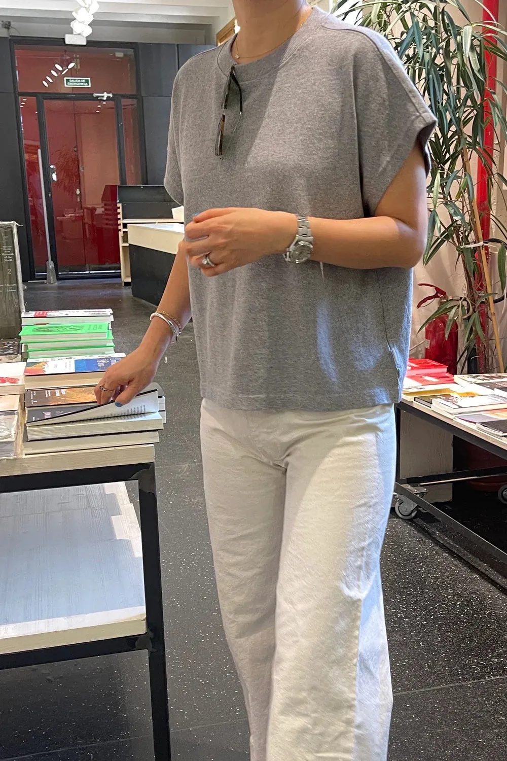 Jeanne Tee (Heather Grey)