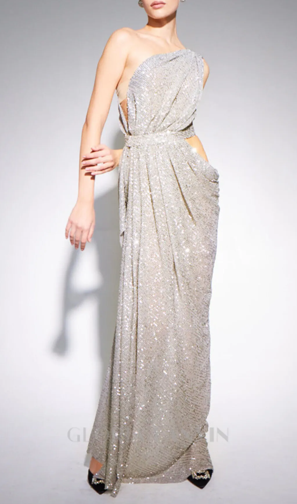 ONE-SHOULDER SEQUINS CUT OUT SPLIT MAXI DRESS Gloria Lanvin