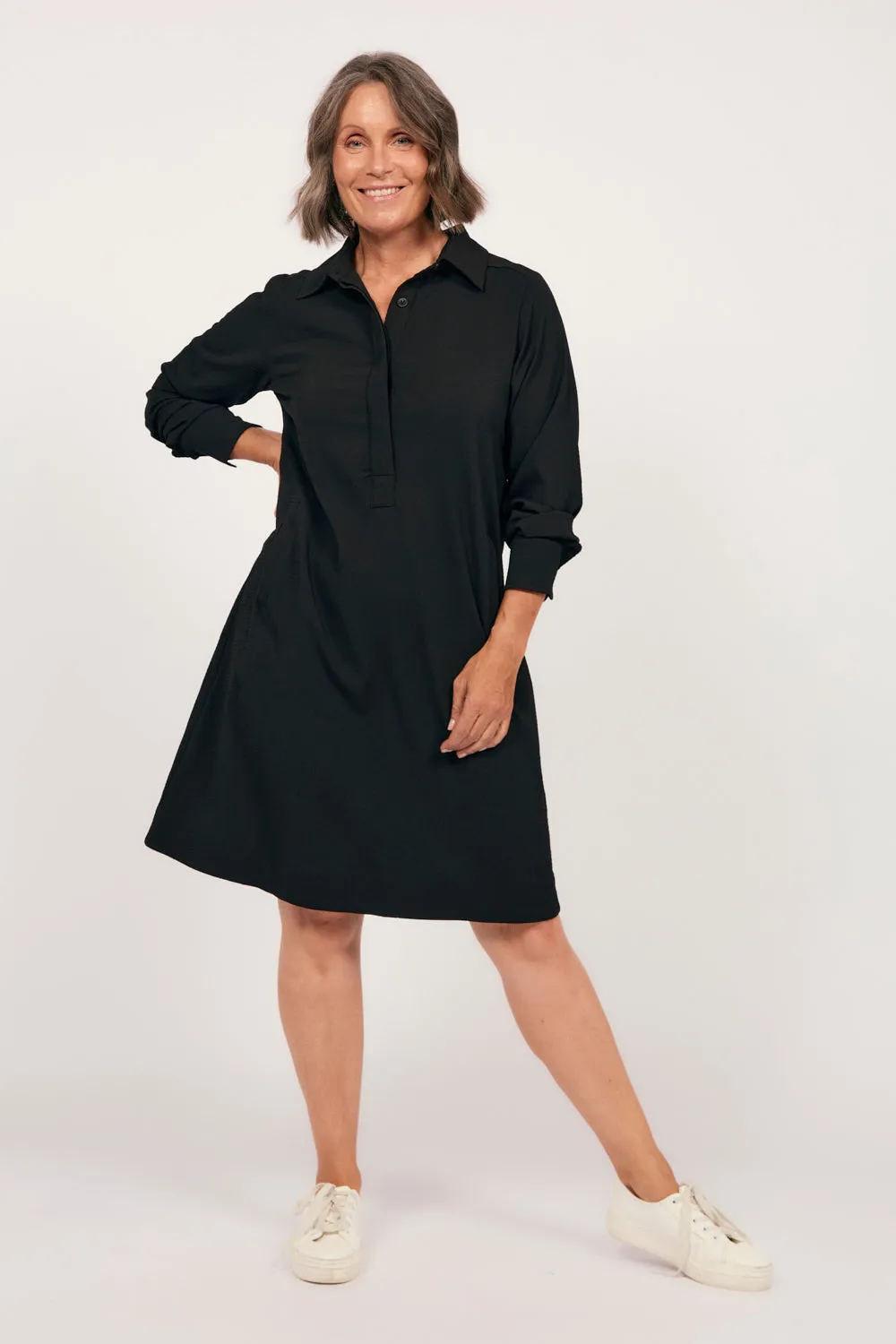 Relaxed Travel Dress in Black Adrift