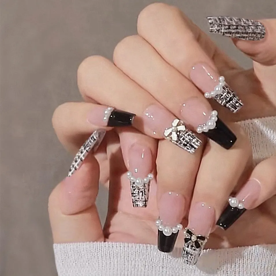 Short Angelic Press On Nails
