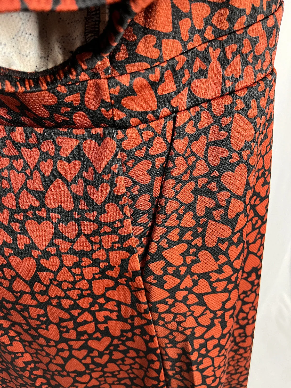 Torrid Size 5X (28) Black & Rust Hearts Dress NWT