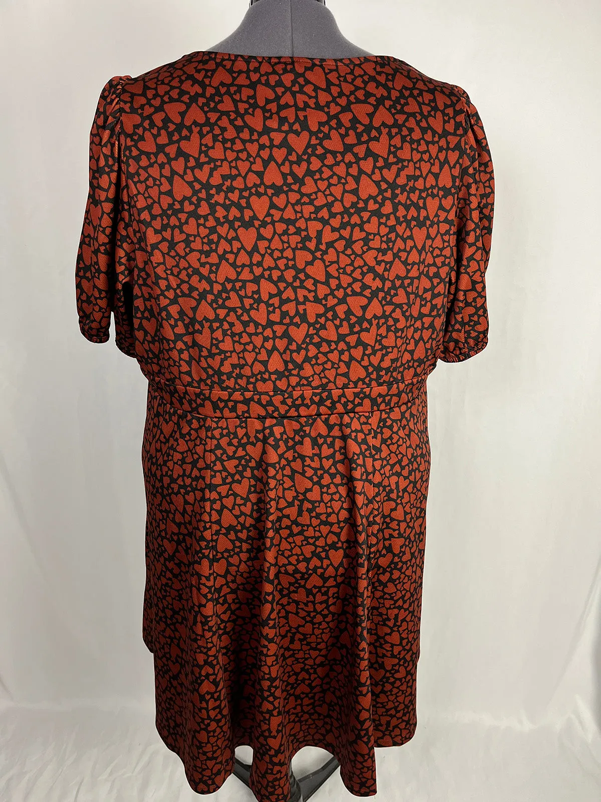 Torrid Size 5X (28) Black & Rust Hearts Dress NWT