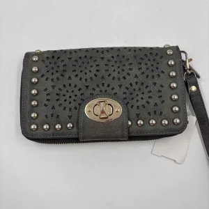 Under One Sky Women's Gray Cutouts Wristlet