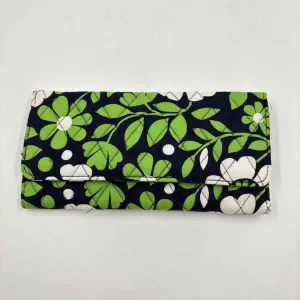 Vera Bradley Women's Green New with Tags Floral Wallet