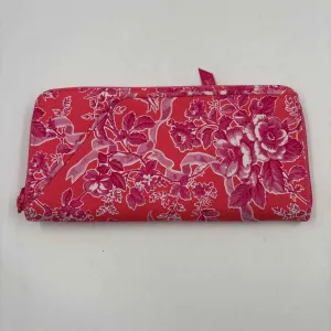 Vera Bradley Women's Pink Floral Wallet