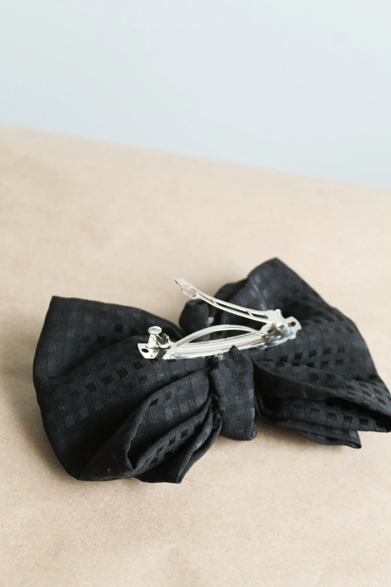 XXL hair bow 1919 Vintage